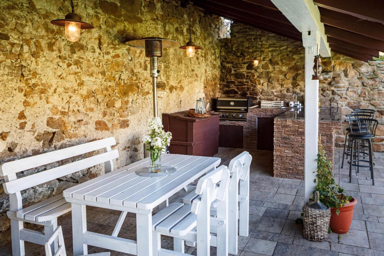 Chalupa Těšínov Protivín Exterior foto